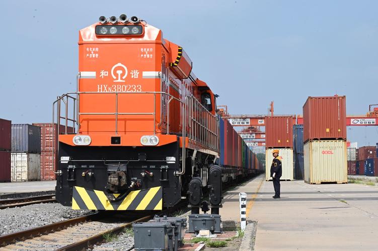 郑州科技市场中铁物流